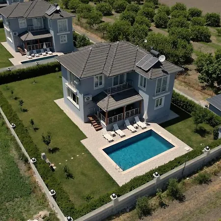 Dogakent Villa *