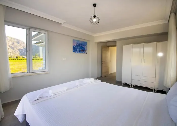 Dogakent Lodos Villa *