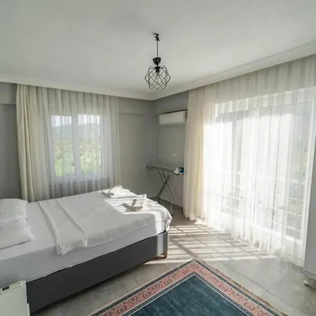 Dogakent Lodos Villa *